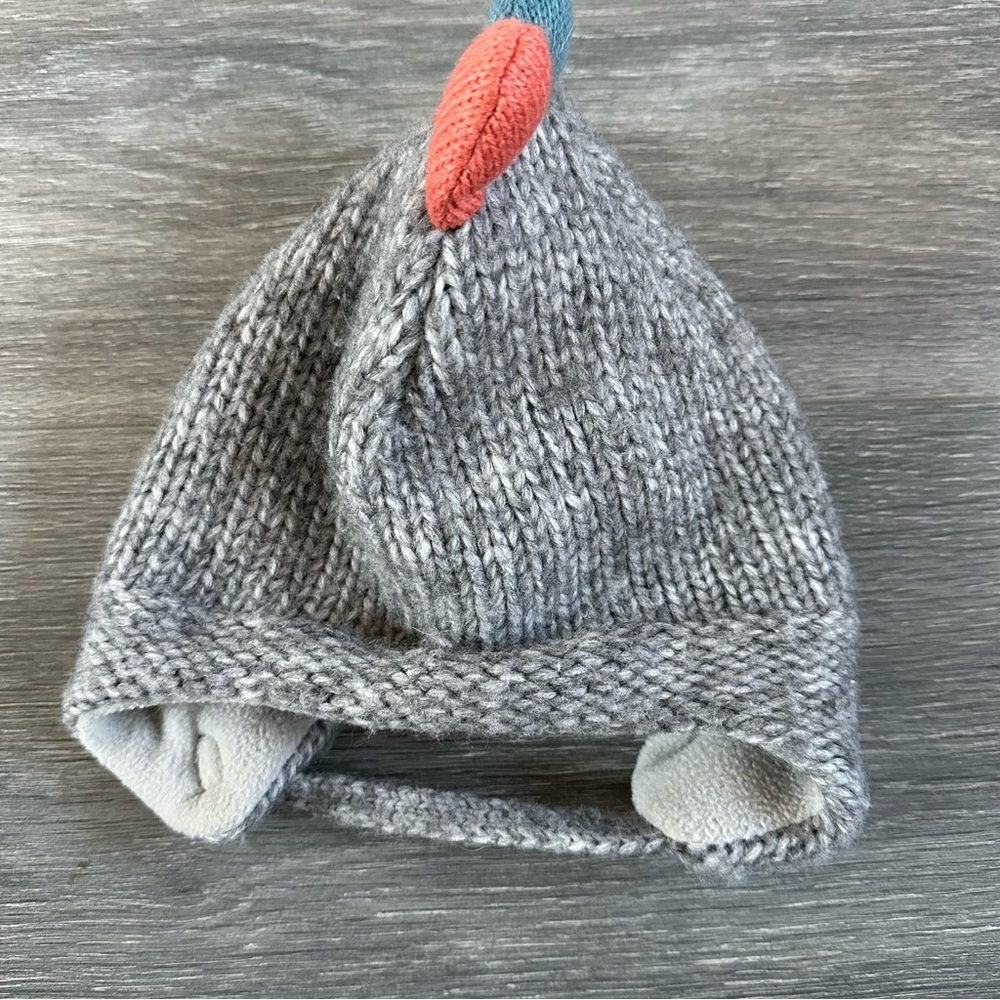 Dinosaur Baby 0-6M Hat - Picture 3 of 4
